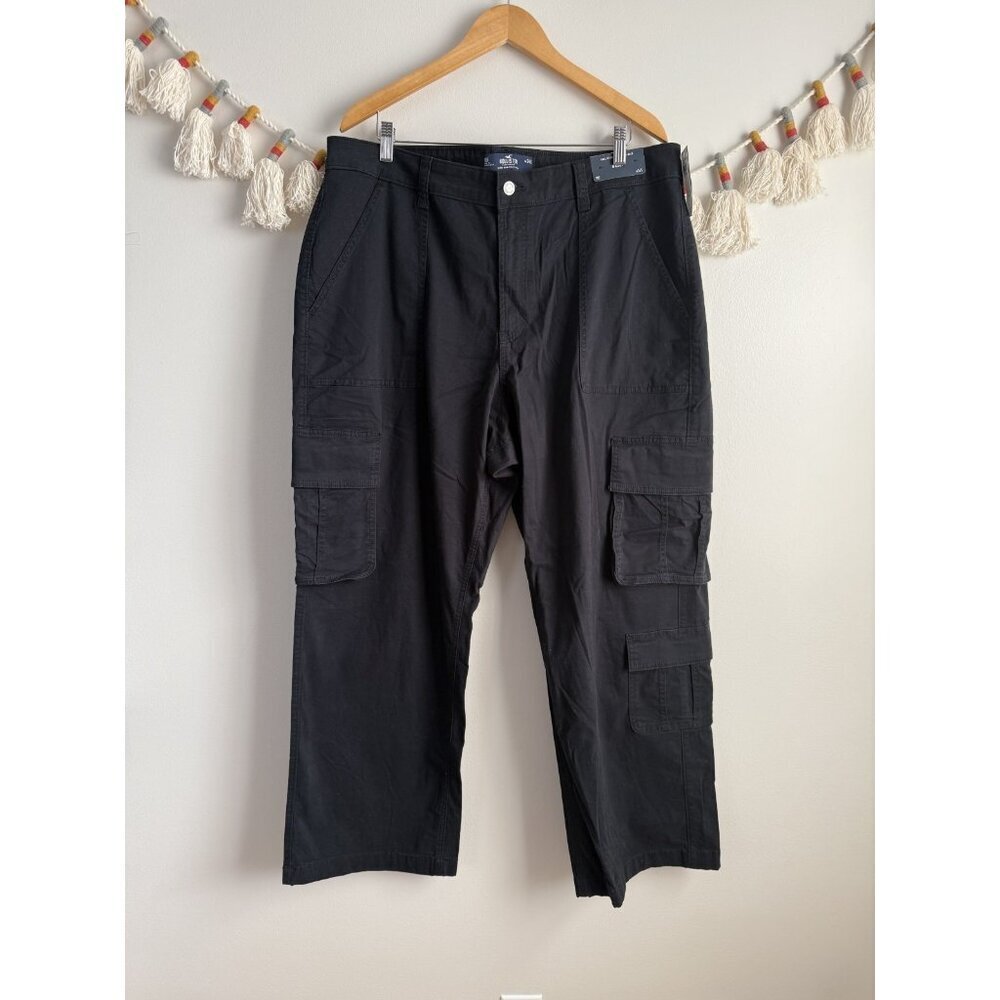 Hollister Ultra High Rise Baggy Cargo Jeans Black Denim Straight Leg NWT 18S